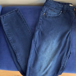 Butt Shaping Jegging